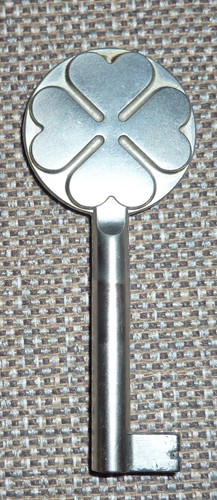 Alter schrank schlüssel - alter,