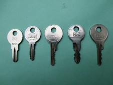 Alte Schlüssel - 5 alte RENZ