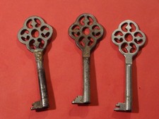 Vintage 3 antike Schlüssel